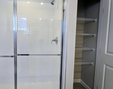 15712 Sw Seasons Street - Photo Thumbnail 17