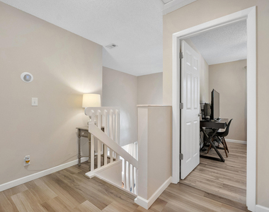 10961 Nw 12th Drive - Photo Thumbnail 22