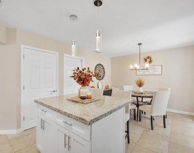 10961 Nw 12th Drive - Photo Thumbnail 13