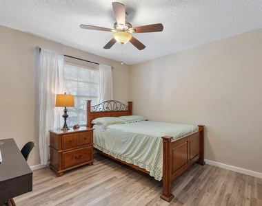 10961 Nw 12th Drive - Photo Thumbnail 23