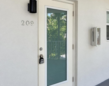 1439 S Ocean - Photo Thumbnail 6