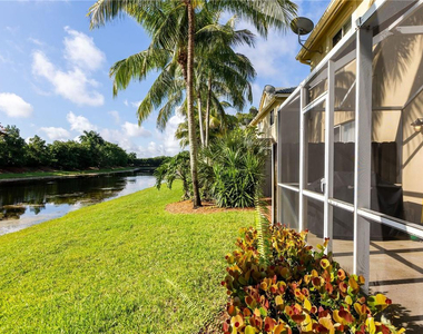 2092 Pasa Verde Lane - Photo Thumbnail 2