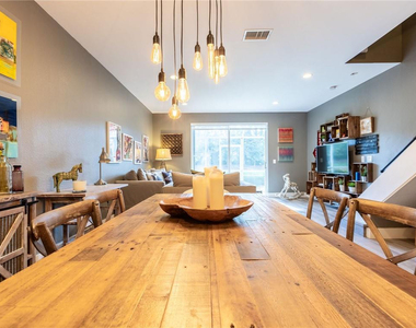 2092 Pasa Verde Lane - Photo Thumbnail 11