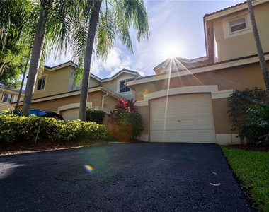 2092 Pasa Verde Lane - Photo Thumbnail 1