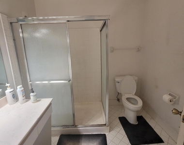 5406 Firenze Drive - Photo Thumbnail 5