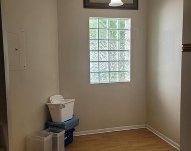 5406 Firenze Drive - Photo Thumbnail 2