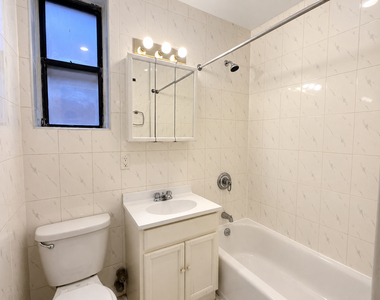 West 152nd Street - Photo Thumbnail 2