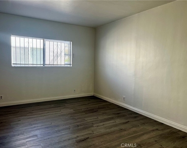 408 W Cleveland Avenue - Photo Thumbnail 12