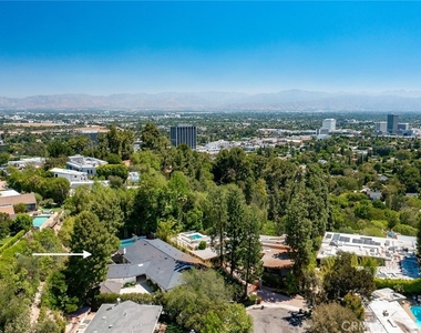 16105 Clear Oak Drive - Photo Thumbnail 43