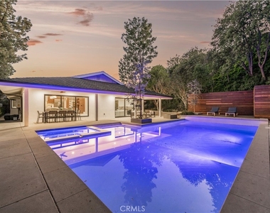 16105 Clear Oak Drive - Photo Thumbnail 36