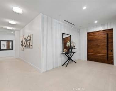 16105 Clear Oak Drive - Photo Thumbnail 11