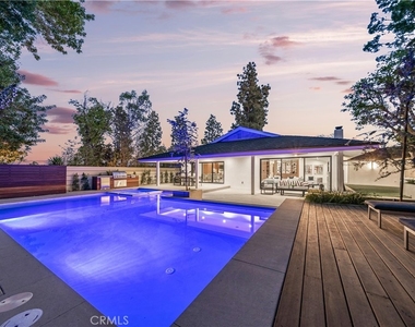 16105 Clear Oak Drive - Photo Thumbnail 35