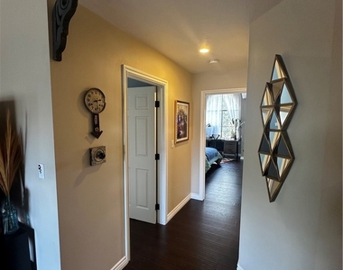5738 Skyview Way - Photo Thumbnail 30