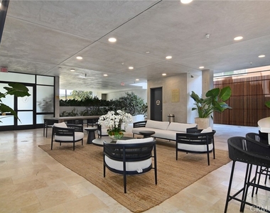 124 W Colorado - Photo Thumbnail 29