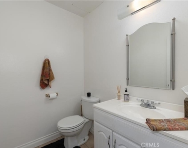 7301 Lennox Avenue - Photo Thumbnail 11