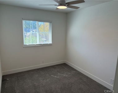 22 Glenshire Lane - Photo Thumbnail 15