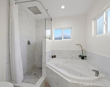 5718 Linden - Photo Thumbnail 2