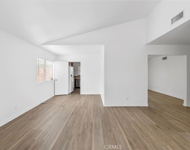 5292 Bransford Drive - Photo Thumbnail 12