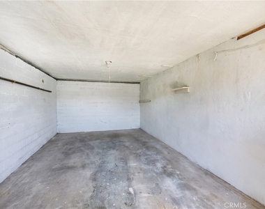 529 E Walnut Avenue - Photo Thumbnail 15