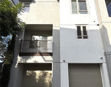 5510 W 149th Place - Photo Thumbnail 1