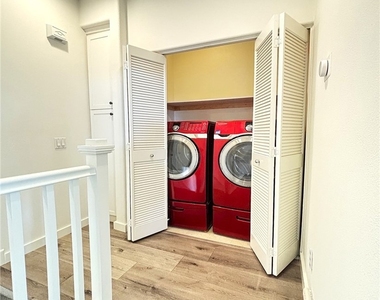 5510 W 149th Place - Photo Thumbnail 16