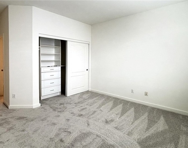 5510 W 149th Place - Photo Thumbnail 14