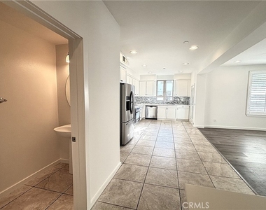 5510 W 149th Place - Photo Thumbnail 8