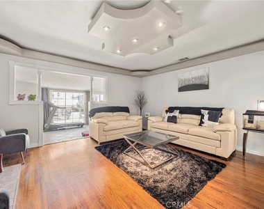8049 Coral Bell Way - Photo Thumbnail 6