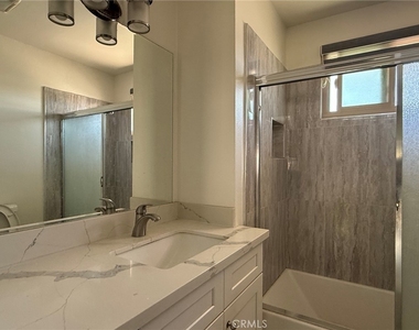 1722 Mitchell Avenue - Photo Thumbnail 17
