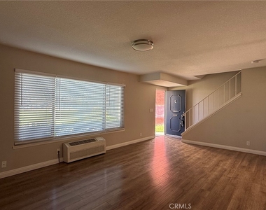 1722 Mitchell Avenue - Photo Thumbnail 11