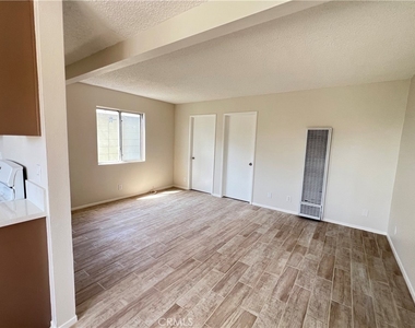 12596 Adler Drive - Photo Thumbnail 2