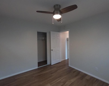 378 Park Way Street - Photo Thumbnail 19