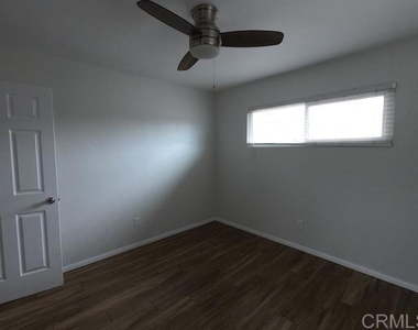 378 Park Way Street - Photo Thumbnail 12