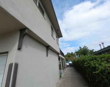 378 Park Way Street - Photo Thumbnail 22