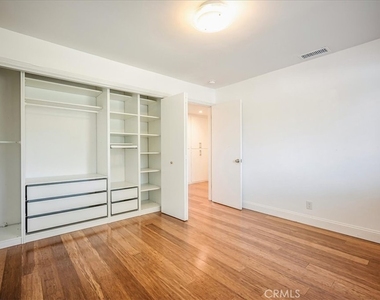 385 E Mendocino Street - Photo Thumbnail 20