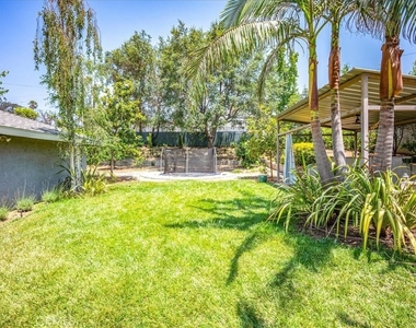 385 E Mendocino Street - Photo Thumbnail 33