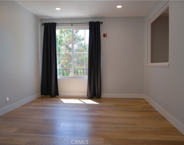 3902 Orangewood - Photo Thumbnail 12