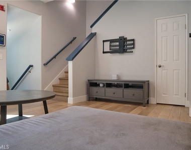 3902 Orangewood - Photo Thumbnail 3