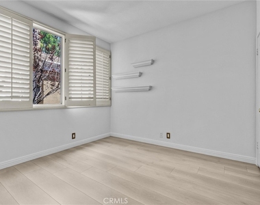 24 Scripps Aisle - Photo Thumbnail 6