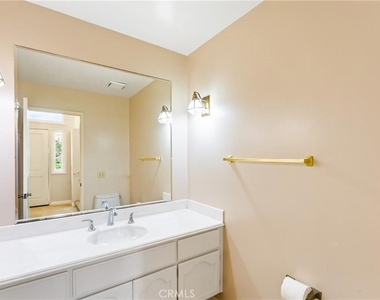 19228 Seabrook Lane - Photo Thumbnail 15