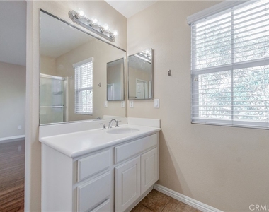 23 Willowdale - Photo Thumbnail 27
