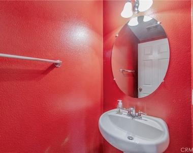 23 Willowdale - Photo Thumbnail 12