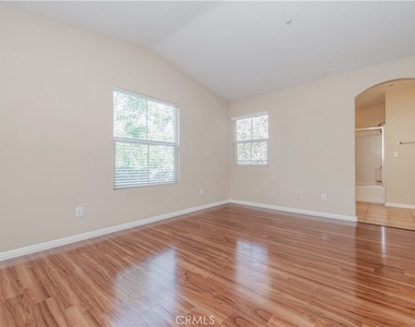 23 Willowdale - Photo Thumbnail 23