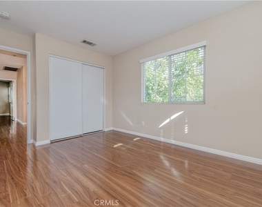 23 Willowdale - Photo Thumbnail 18