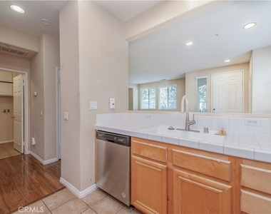 23 Willowdale - Photo Thumbnail 11