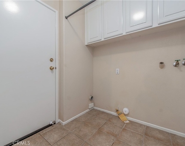 23 Willowdale - Photo Thumbnail 13