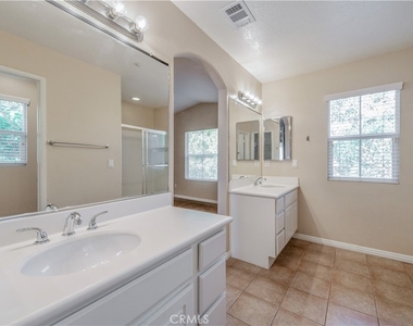 23 Willowdale - Photo Thumbnail 24