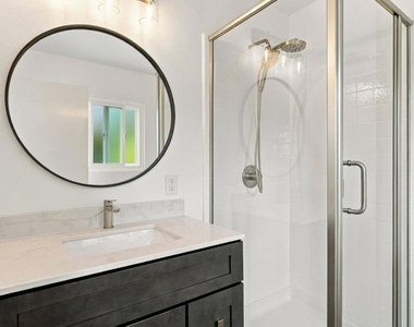 1061 Parrott Drive - Photo Thumbnail 31