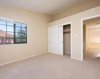 3 Amy Drive - Photo Thumbnail 16