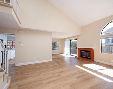 3 Amy Drive - Photo Thumbnail 1
